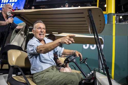 Bruce-Springsteen-ofrece-oracion-por-la-seguridad-de-Trump-tras-tiroteo-en-la-Cena-de-Corresponsales