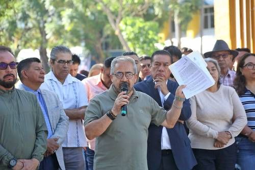 Catedraticos-de-la-UABJO-se-amparan-por-presuntas-ordenes-de-aprehension-en-medio-de-disputa-por-la-rectoria