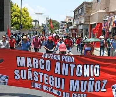 Marchan-en-Chilpancingo-para-exigir-justicia-a-un-ano-del-asesinato-de-Marco-Antonio-Suastegui-1