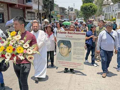 A-20-anos-de-la-represion-en-Atenco-el-FPDT-rinde-homenaje-y-exige-justicia