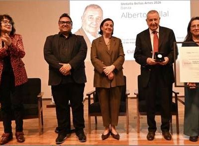Alberto-Dallal-recibe-la-Medalla-Bellas-Artes-2026-en-la-categoria-de-Danza