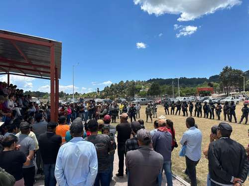 Fuerzas-federales-y-estatales-frenan-exodo-en-El-Durazno-Tamazula-prometen-presencia-permanente-1