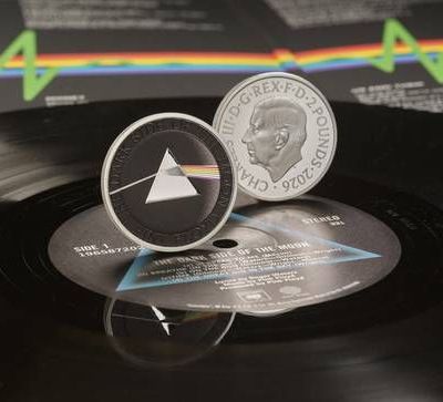 La-Royal-Mint-lanza-la-primera-moneda-conmemorativa-del-Reino-Unido-dedicada-a-Pink-Floyd-4