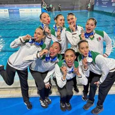Mexico-obtiene-la-plata-en-la-rutina-tecnica-por-equipos-en-la-Copa-del-Mundo-de-natacion-artistica-en-Pontevedra