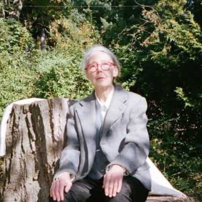 Anne-Carson-recorrio-Espana-a-pie-y-convirtio-el-Camino-de-Santiago-en-literatura