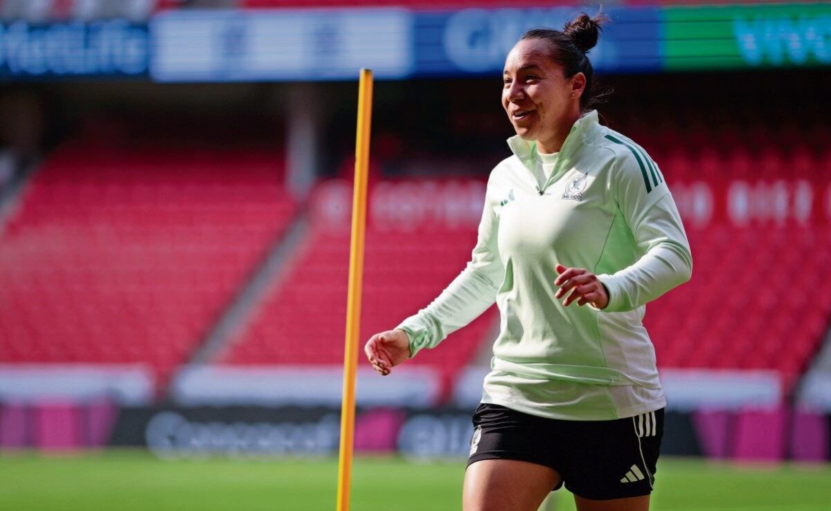 Charlyn-Corral-cuestiona-no-haber-sido-nominada-al-Balon-de-Oro-en-anos-anteriores