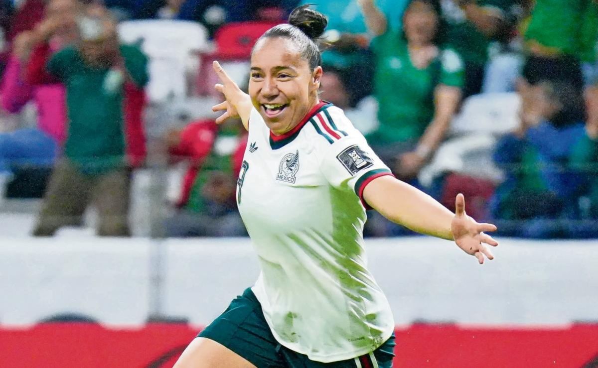 Charlyn-Corral-destaca-el-cambio-en-la-percepcion-sobre-las-futbolistas-mexicanas