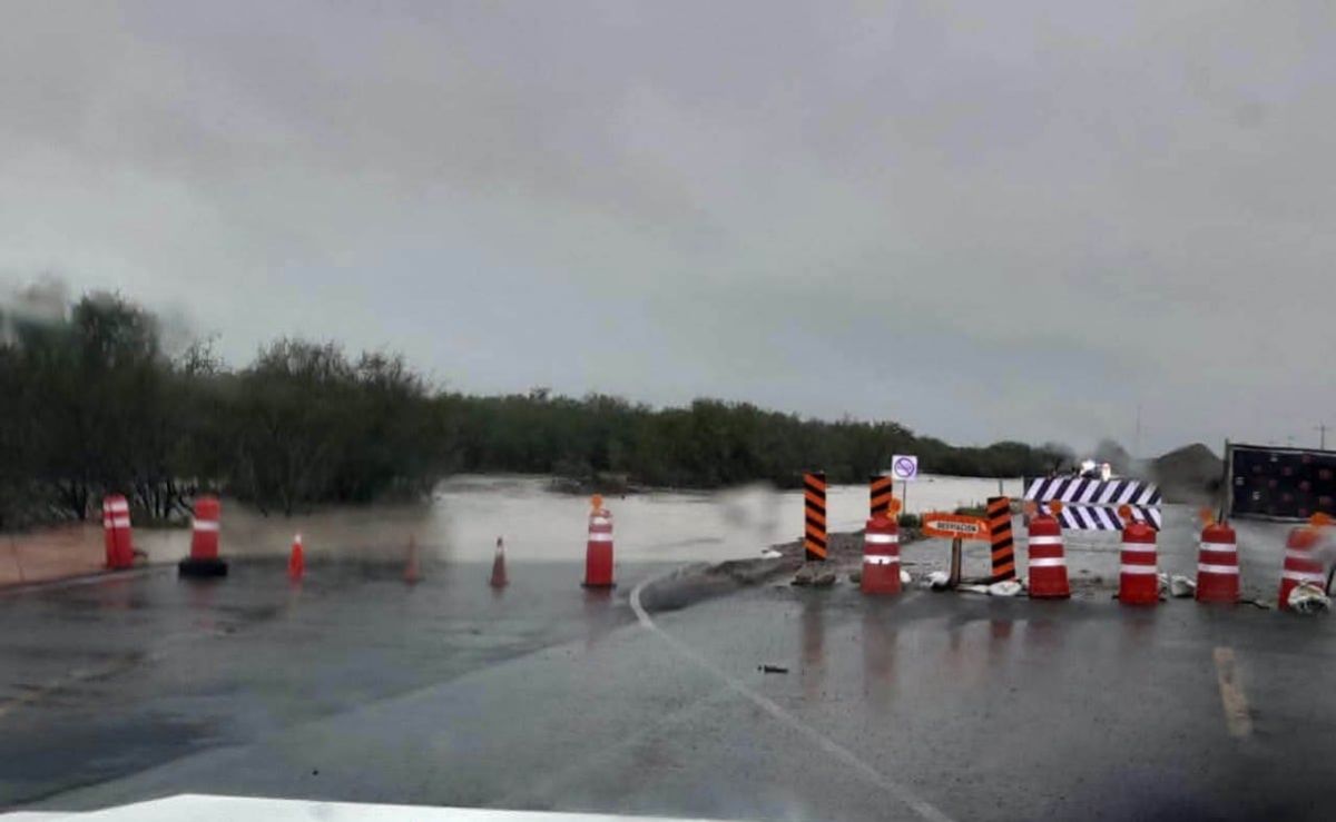 Cierran-la-carretera-Reynosa-San-Fernando-por-inundacion-en-el-kilometro-67