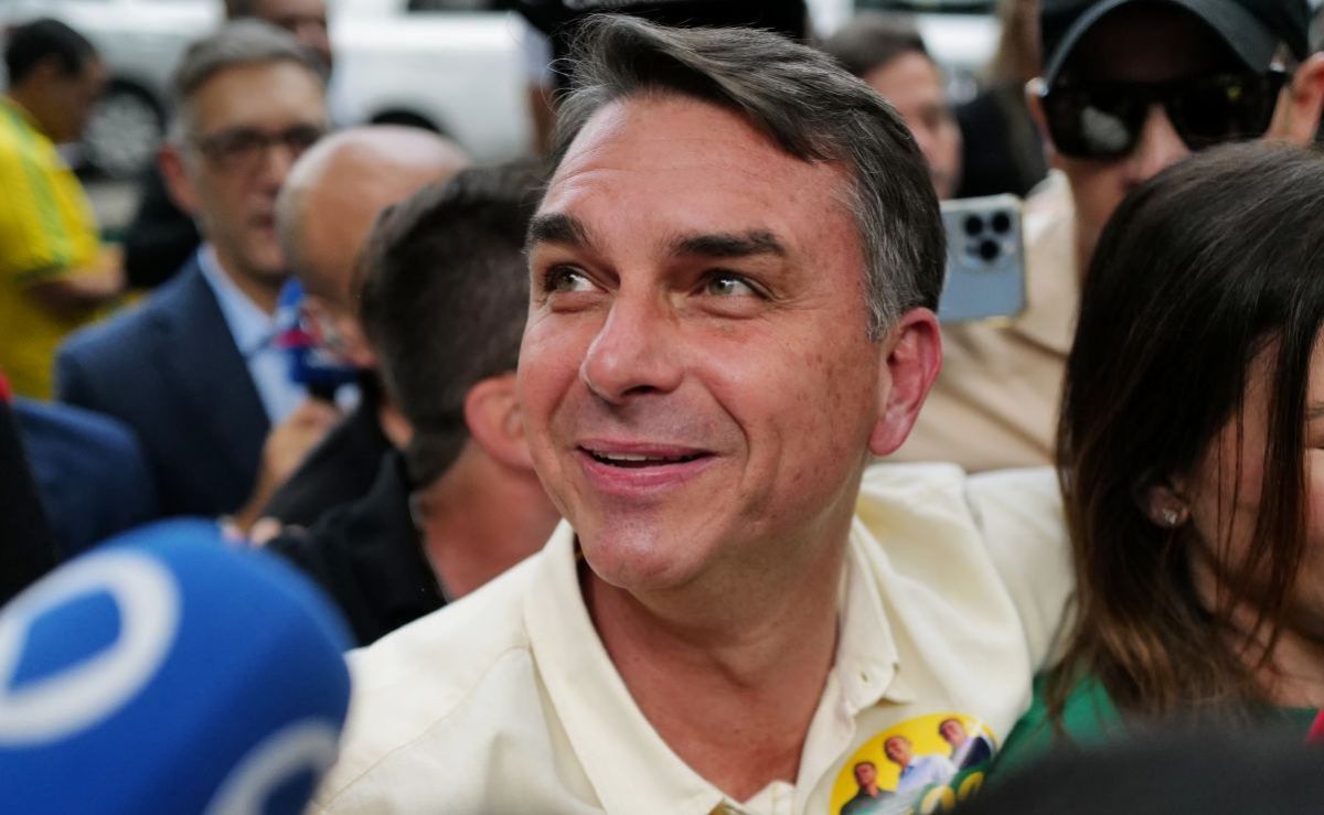 Elecciones-de-Brasil-Flavio-Bolsonaro-aventaja-a-Lula-con-49.19-en-el-inicio-del-conteo