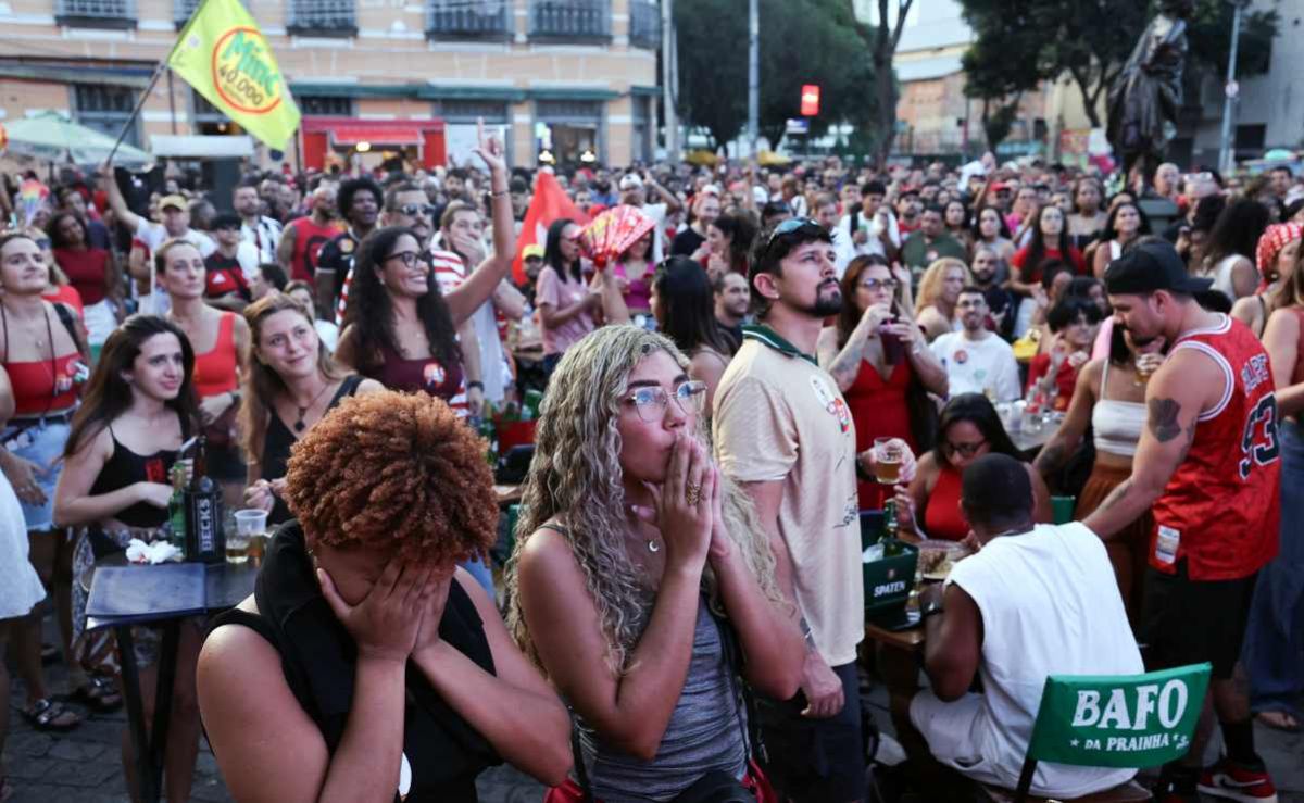Elecciones-en-Brasil-largas-filas-marcan-la-jornada-electoral-mientras-comienza-el-conteo