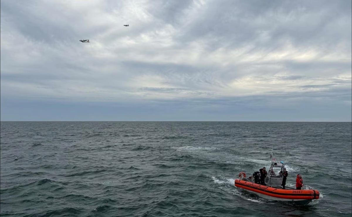 Localizan-restos-del-avion-ambulancia-desaparecido-frente-a-Massachusetts