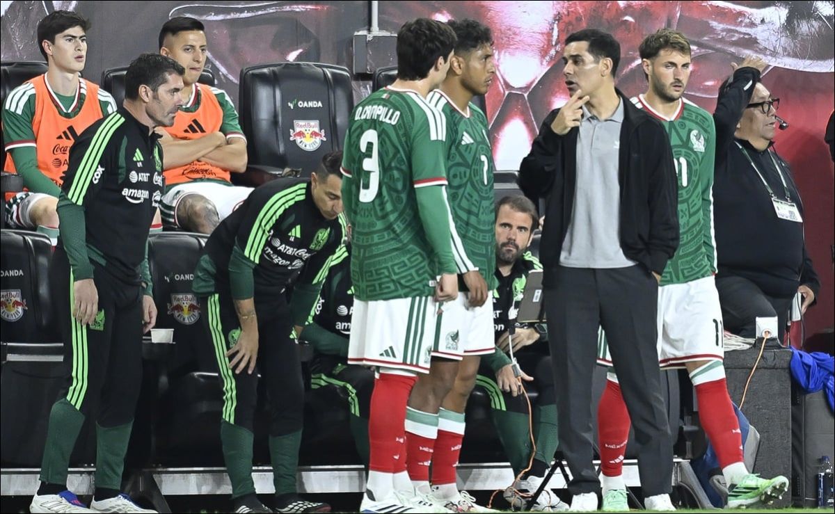 Rafa-Marquez-sorprende-con-el-11-titular-de-Mexico-ante-Estados-Unidos