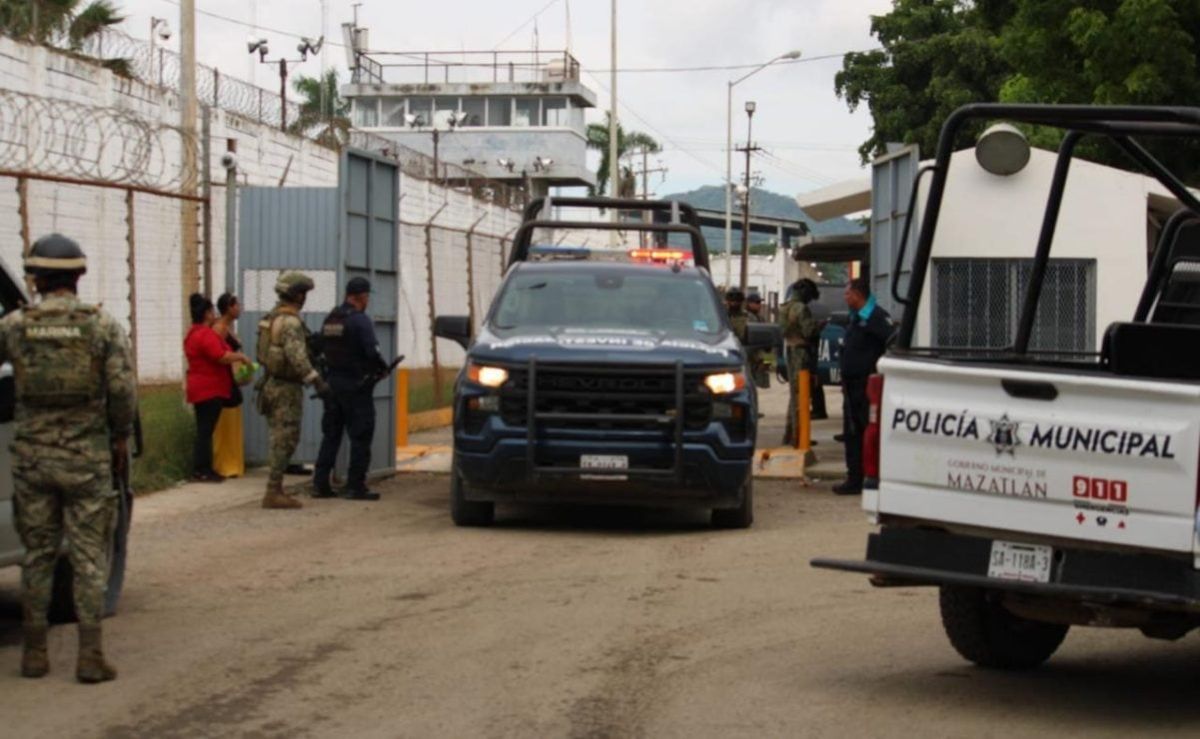 Rina-en-penal-de-Mazatlan-deja-saldo-preliminar-de-seis-muertos-y-15-heridos