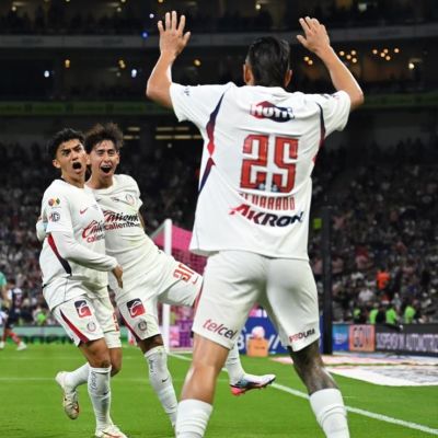 chivas-vence-0-1-a-rayados-con-gol-de-alvarado-y-penalti-atajado-por-rangel