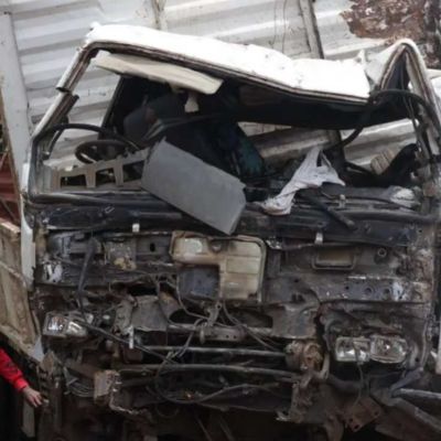 mueren-22-personas-tras-choque-frontal-entre-autobus-y-camion-en-kenia