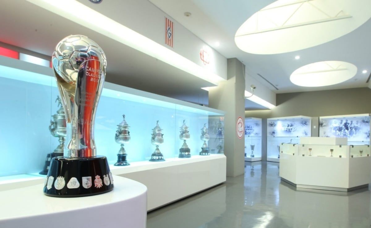 tour-del-museo-chivas-en-el-estadio-akron-horarios-precios-y-recorrido